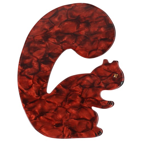 Dappled Brick Squirrel Brooch